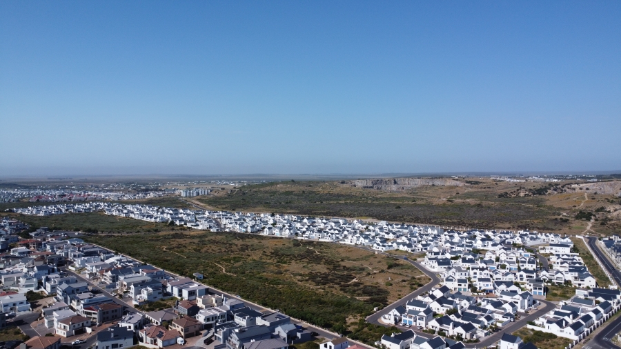 Commercial Property for Sale in Middedorp Western Cape